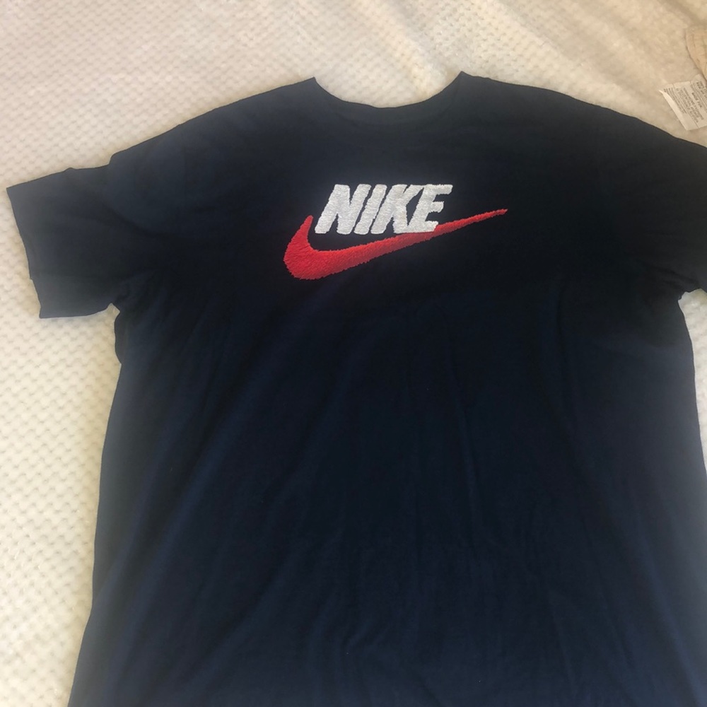 Nike t shirt - navy blue